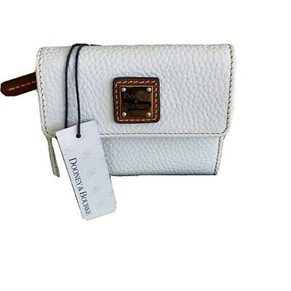 Dooney & Bourke NWT White Flap Wallet Pebble Grai